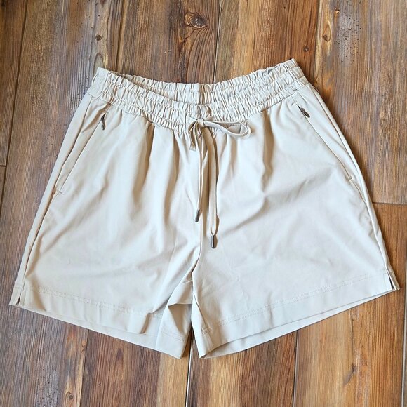 Women's Solid Everyday Short Life is Good - Picture 4 of 8